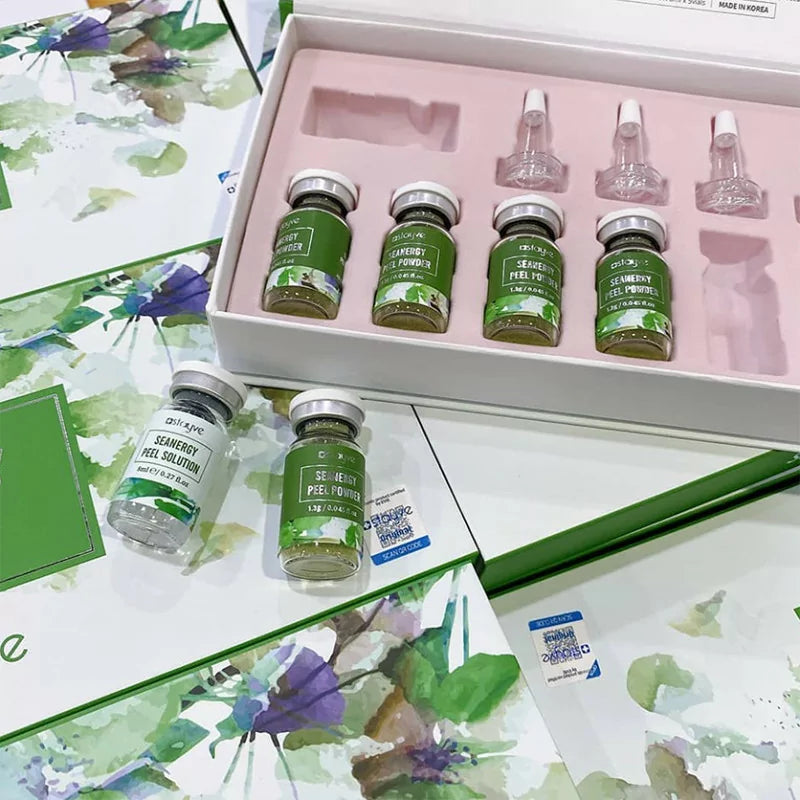 Stayve Seanergy Peel kit with powder vials, solution bottles and applicator tips in its packaging box