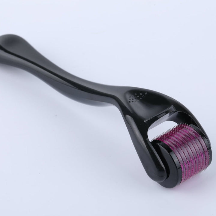 Image of Black 0.3mm Derma Roller